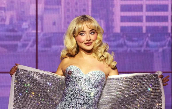 How Tall Is Sabrina Carpenter